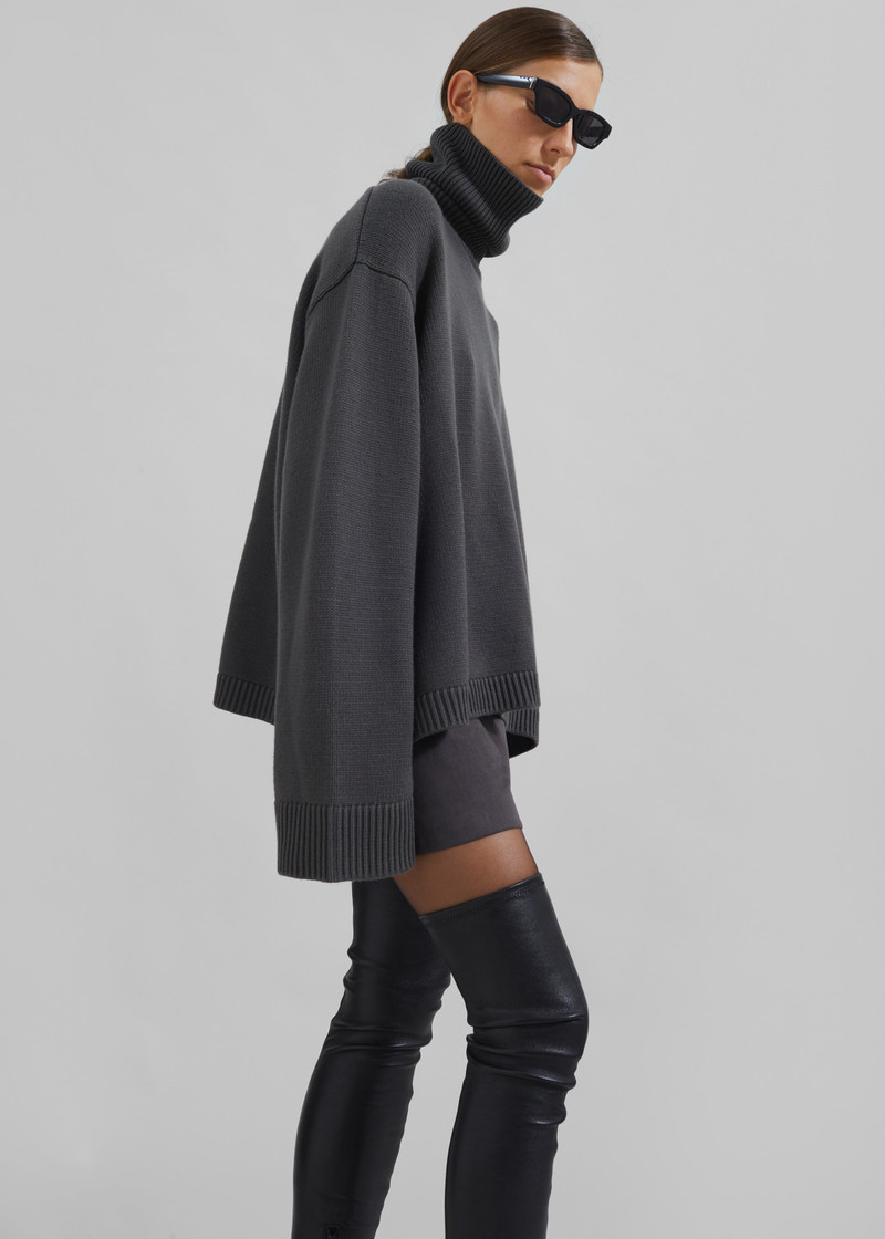 Rhea Trapeze Turtleneck - Light Khaki 6