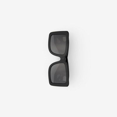 Burberry B Motif Square Frame Sunglasses outlook