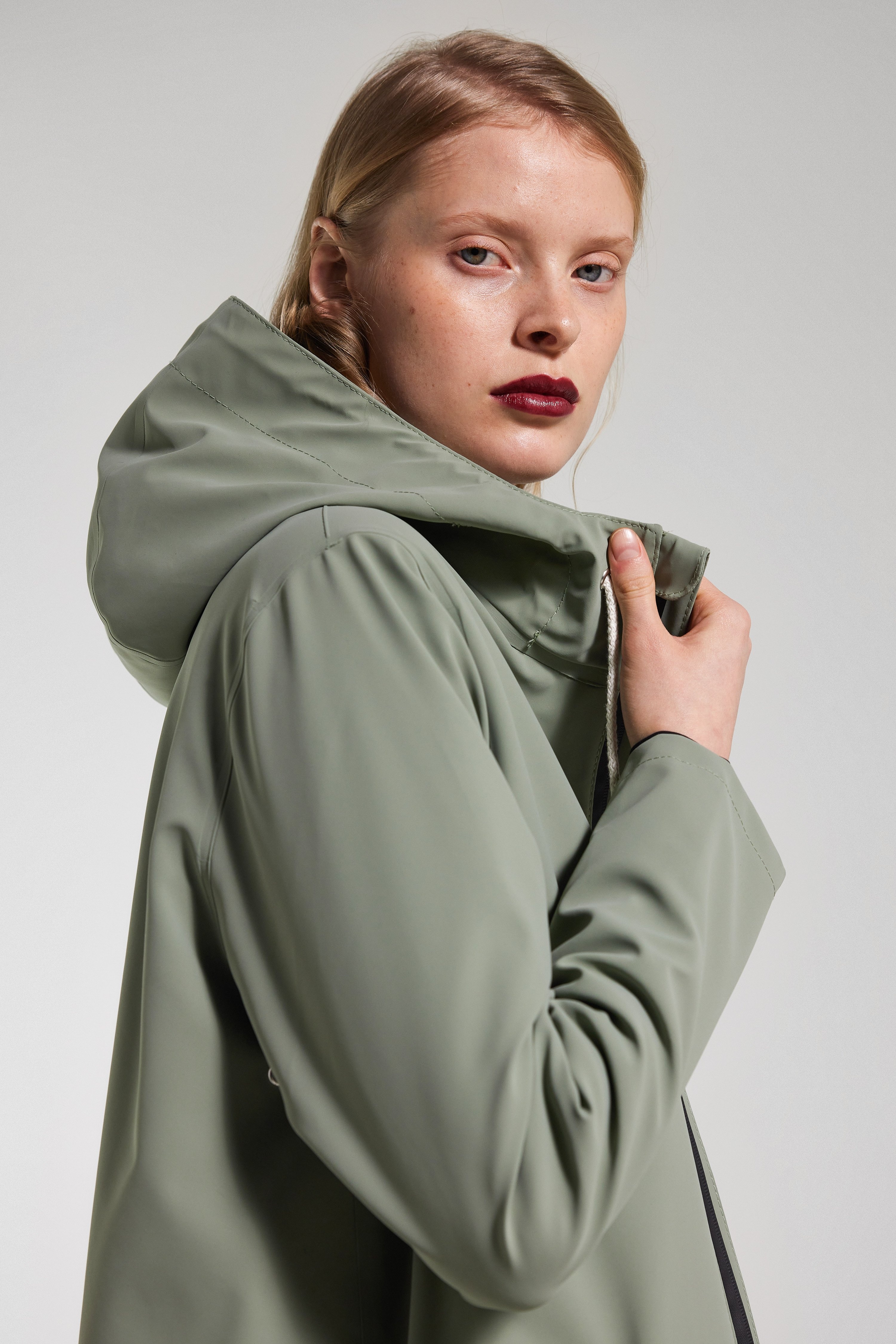 Mosebacke Lightweight Zip Matte Raincoat Comet - 2