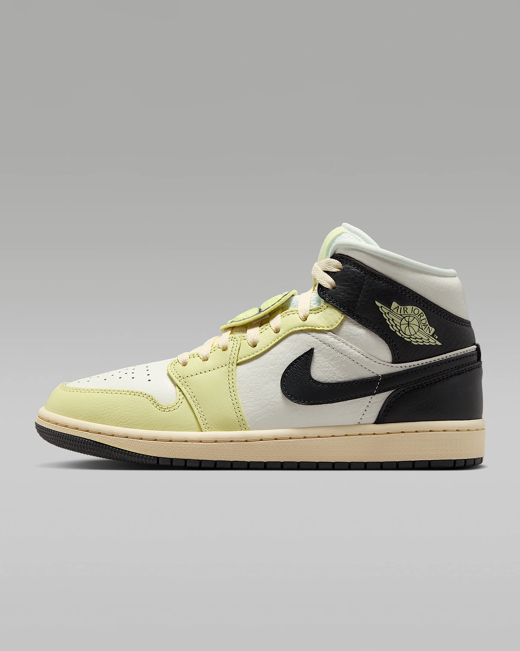 Air Jordan 1 Mid SE Women's Shoes - 1