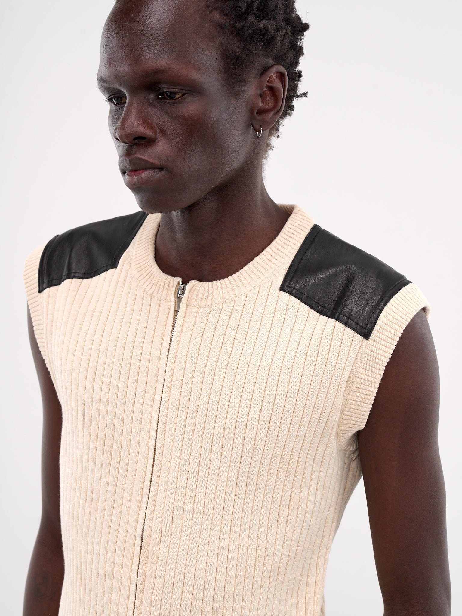 Linton Vest - 4