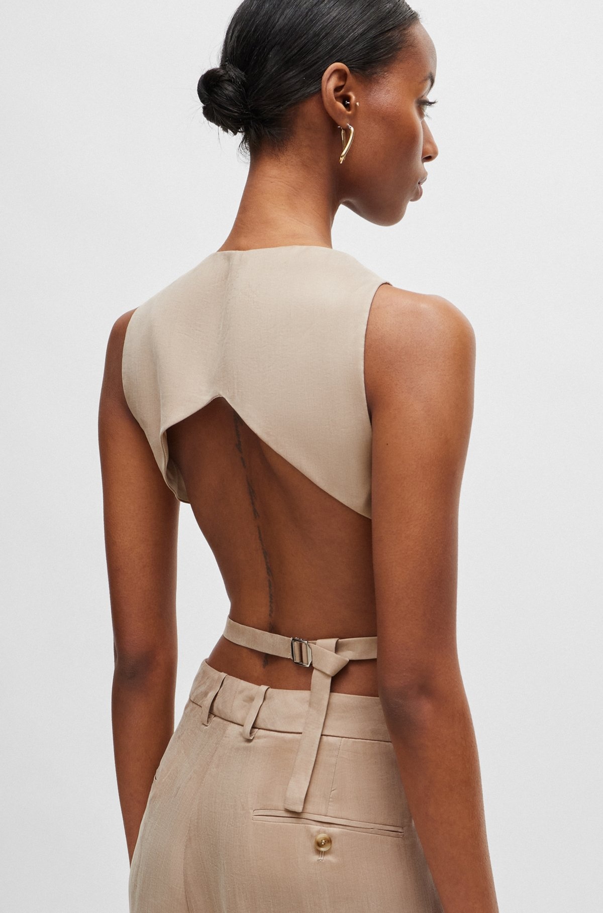 SLIM-FIT WAISTCOAT WITH CUT-OUT BACK - 6