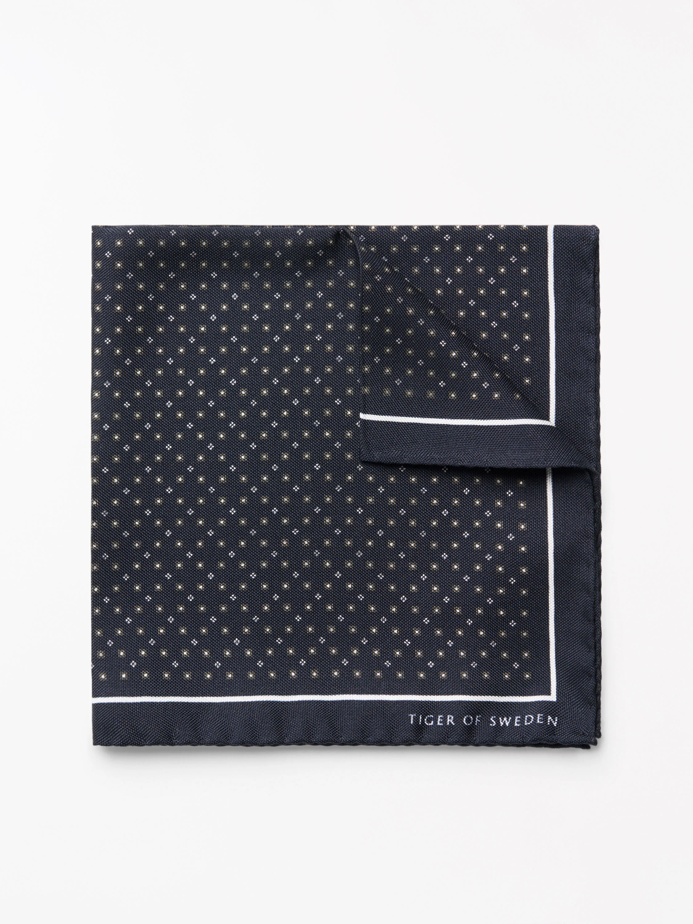 Quadra Patterned Handkerchief - 1