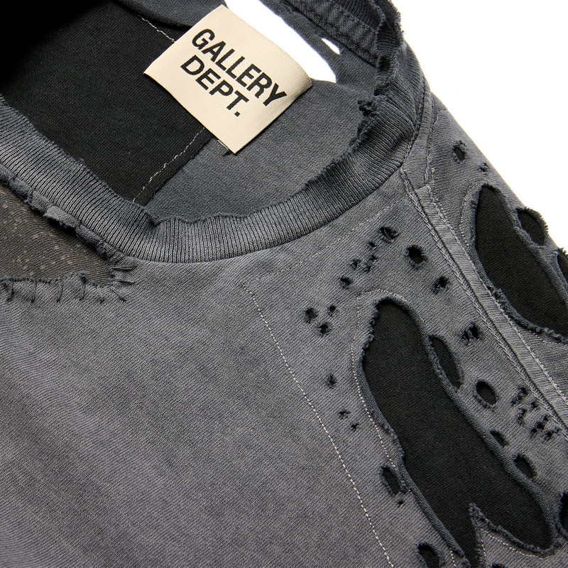 GALLERY DEPT. SALVAGE TEE outlook