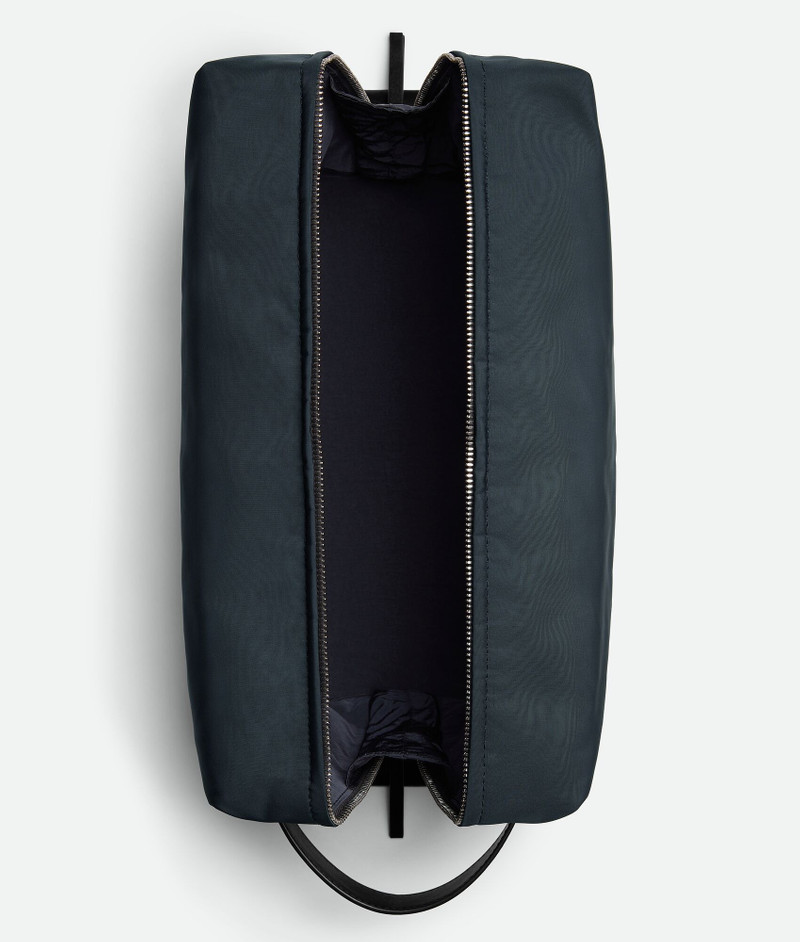 Bottega Veneta Tokyo Large Washbag outlook