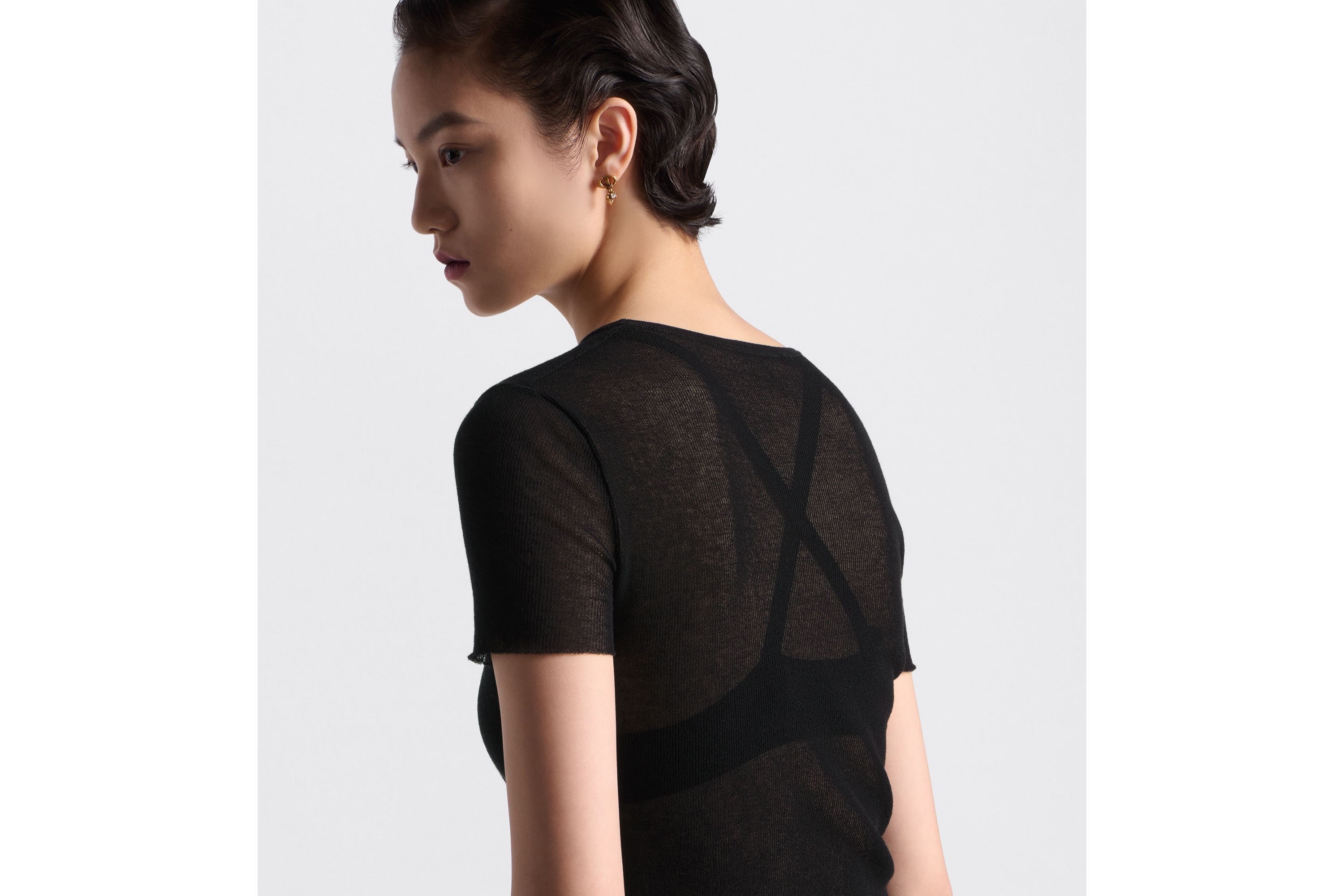 Short-Sleeved Embroidered Sweater - 3
