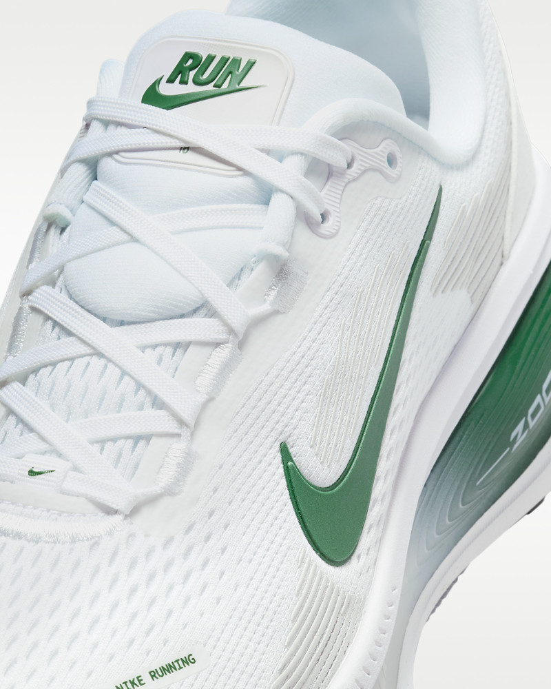 Nike Vomero 18 Women's Road Running Shoes 7