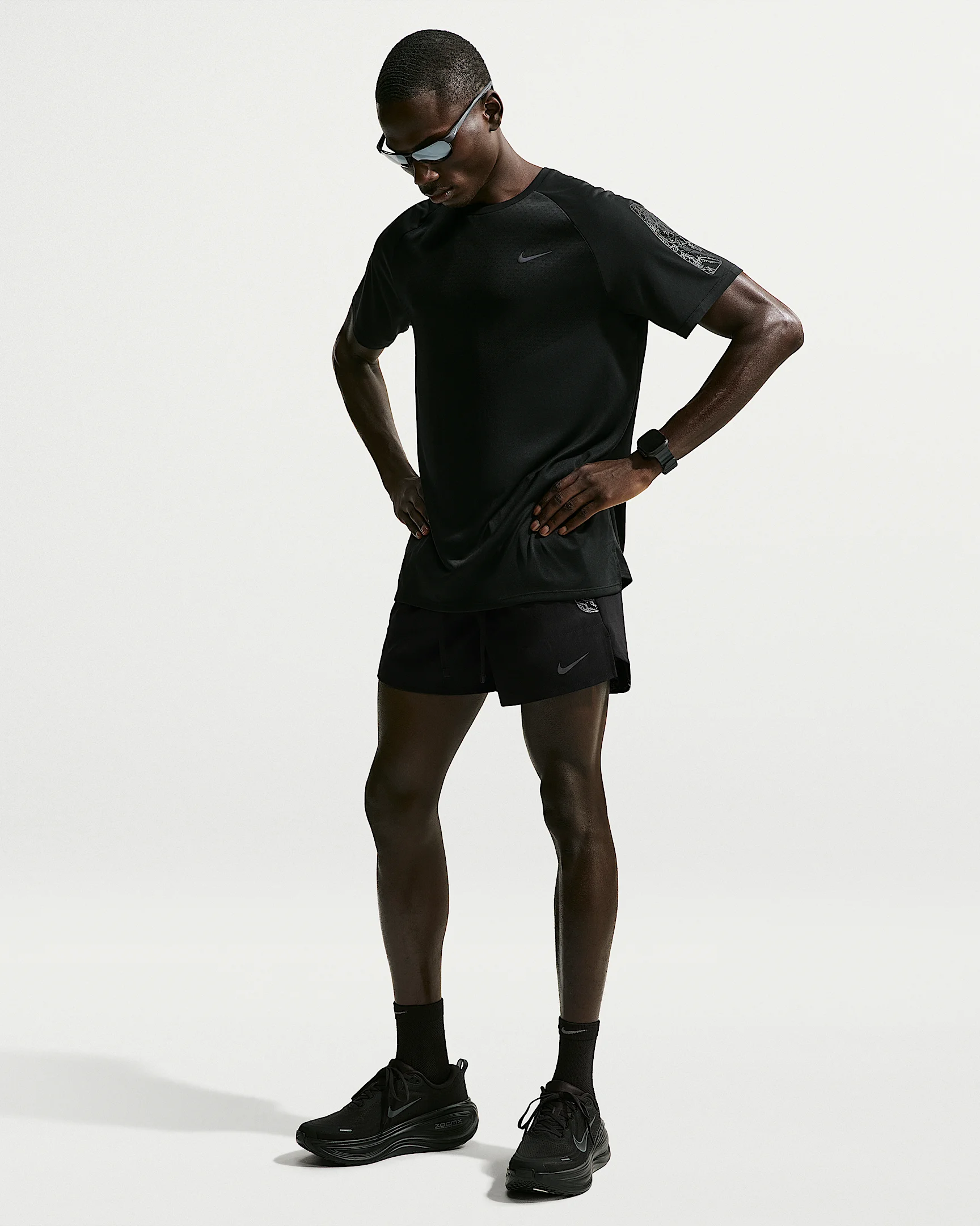 Nike Stride Men's Dri-FIT Winterized 5" Brief-Lined Running Shorts - 1