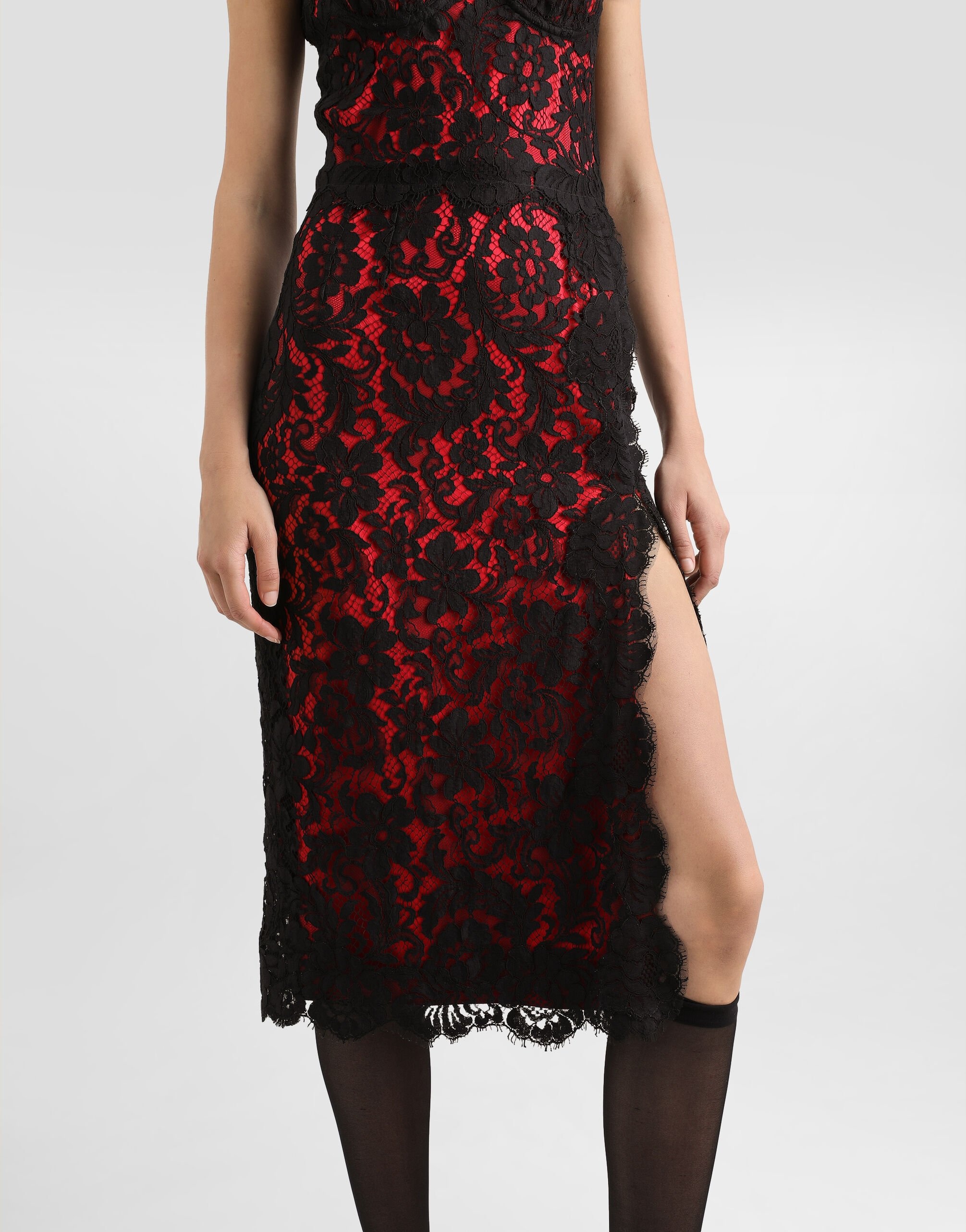 Calf-length floral lace slip dress with contrasting lining - 5