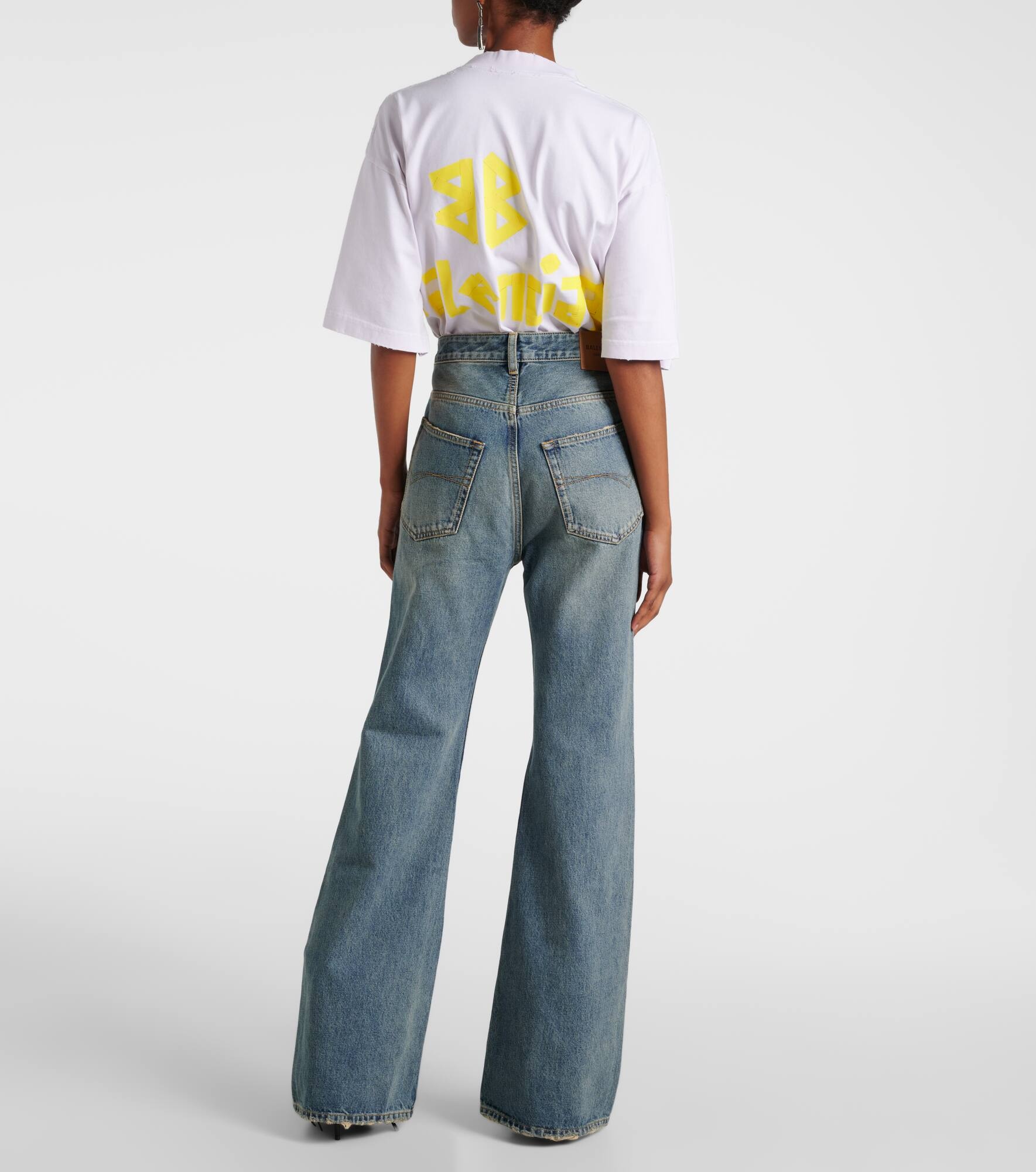 Mid-rise flared jeans - 3