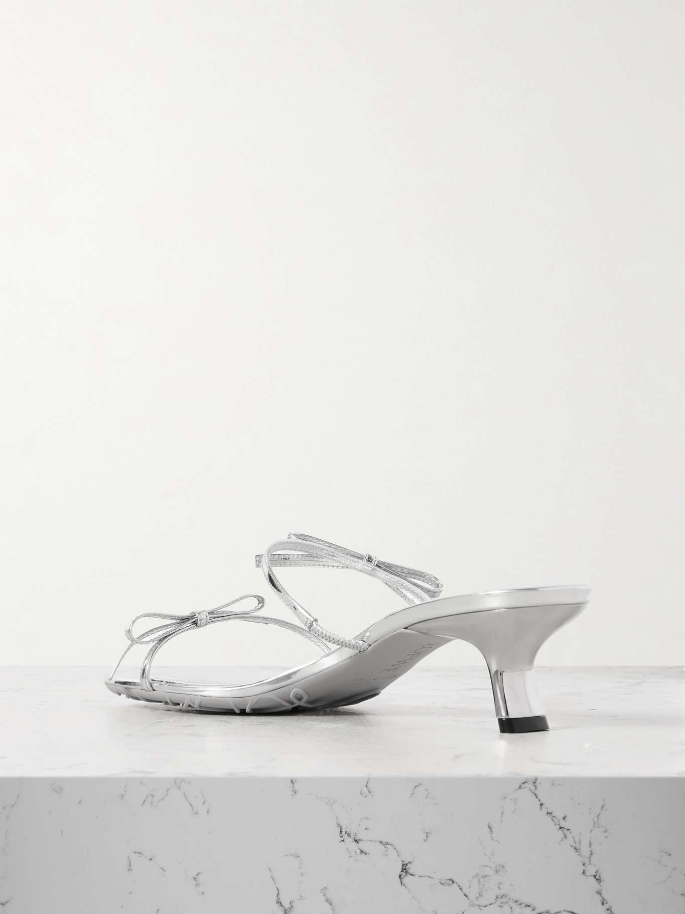 Loewe Petal Bow metallic leather sandals Silver | netaporter