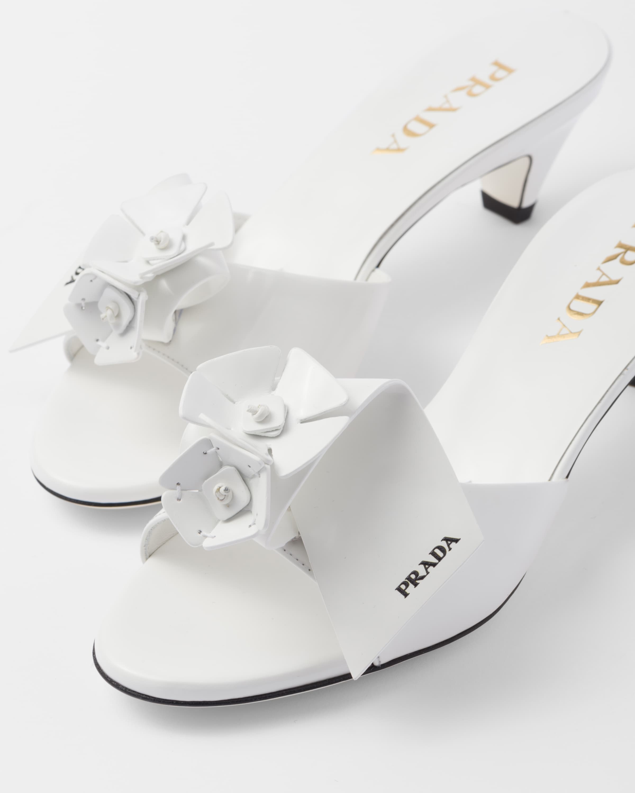 Brushed leather sandals - 5