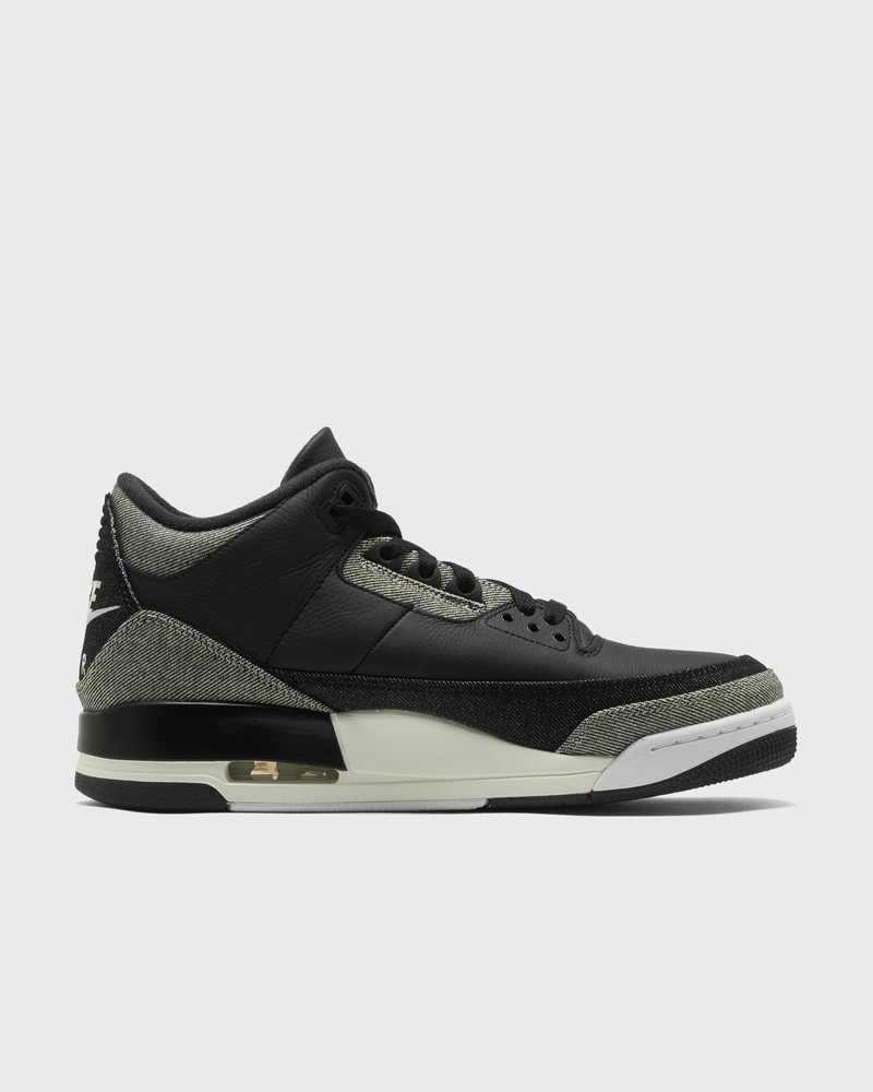 Jordan x LEVIS AIR JORDAN 3 "Black and White" outlook