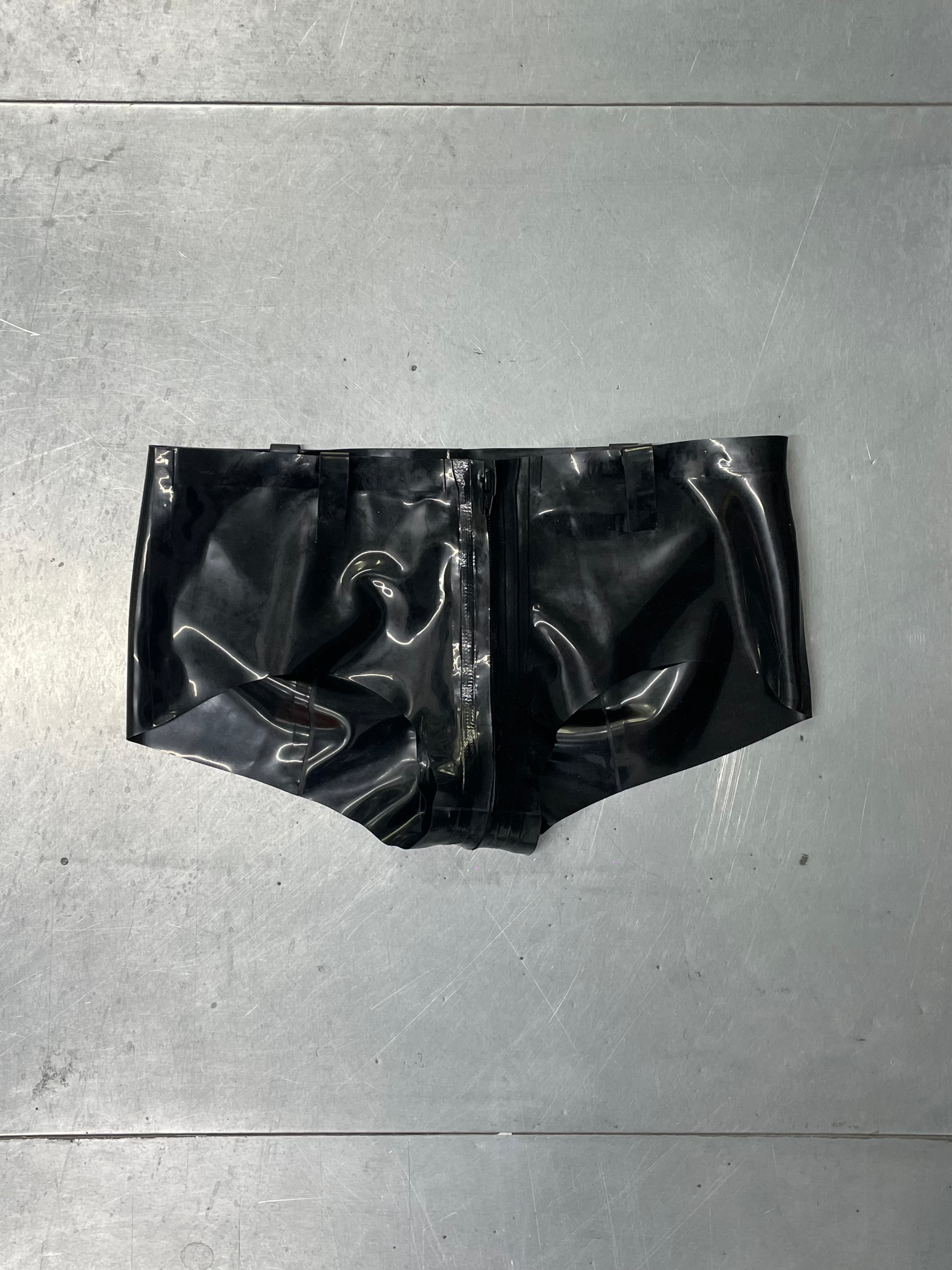 AGNES LATEX SHORTS BLACK - 2