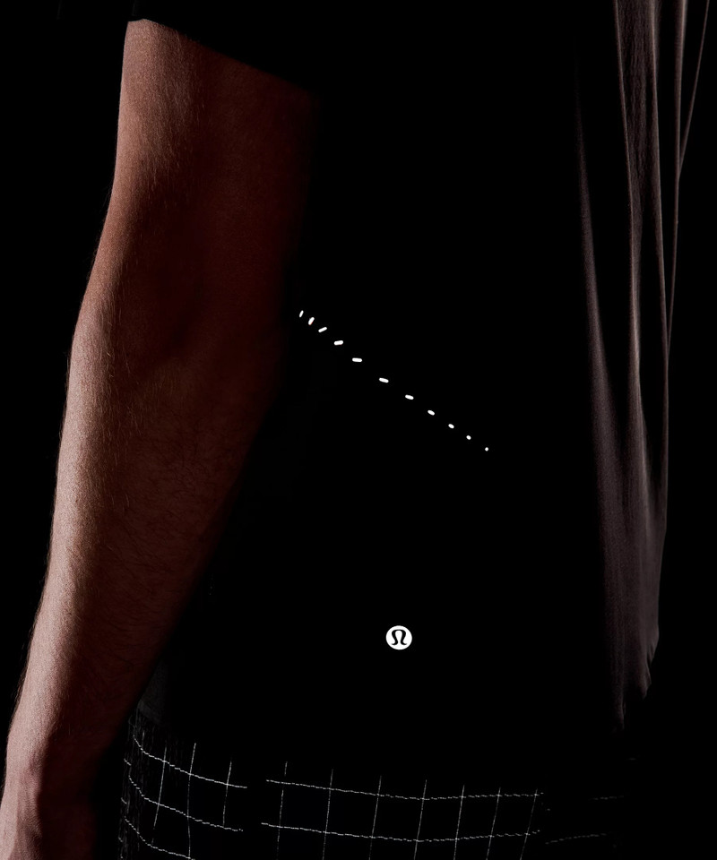 Fast and Free Short-Sleeve Shirt 6