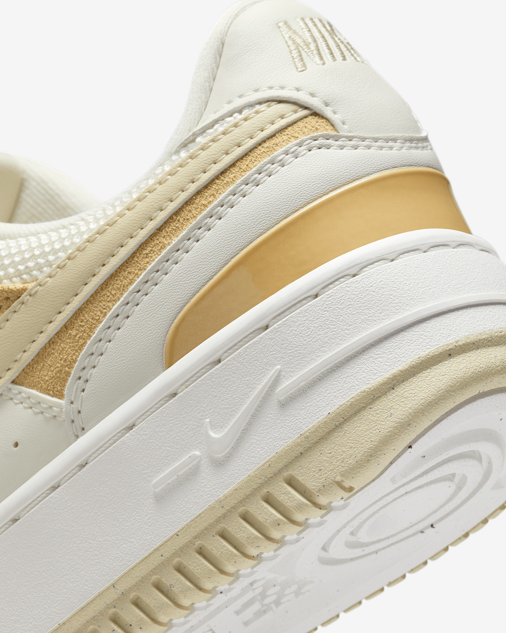 Nike Gamma Force Women's Shoes - 8