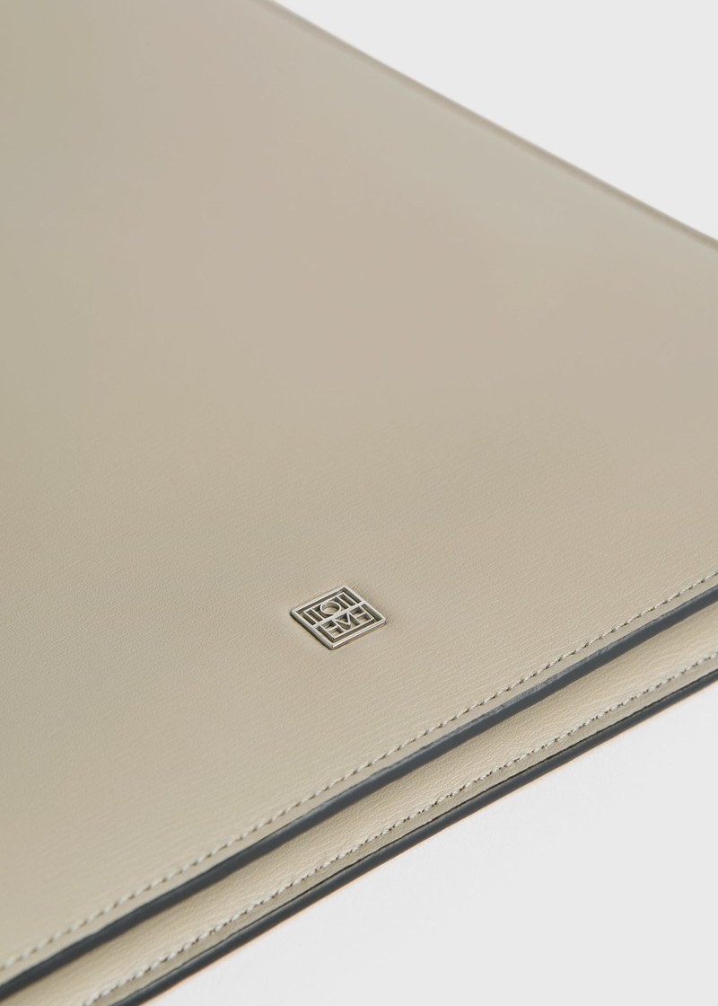 Slim tote fawn 8