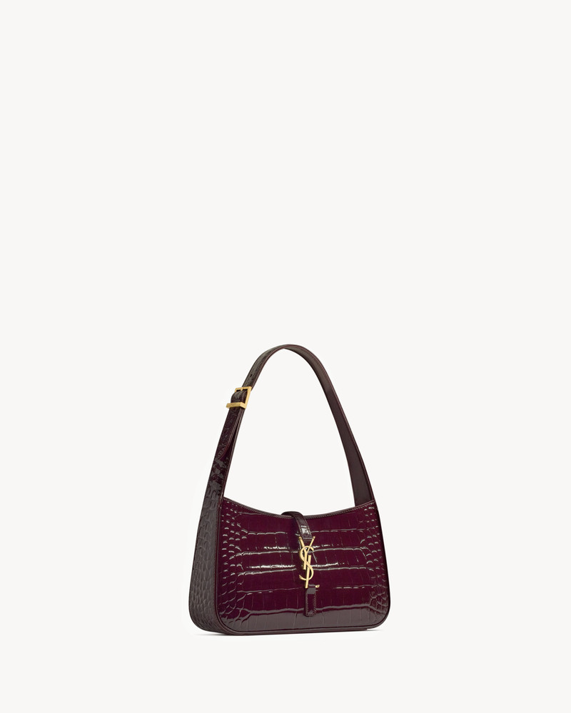 LE 5 À 7 IN CROCODILE-EMBOSSED PATENT LEATHER 4