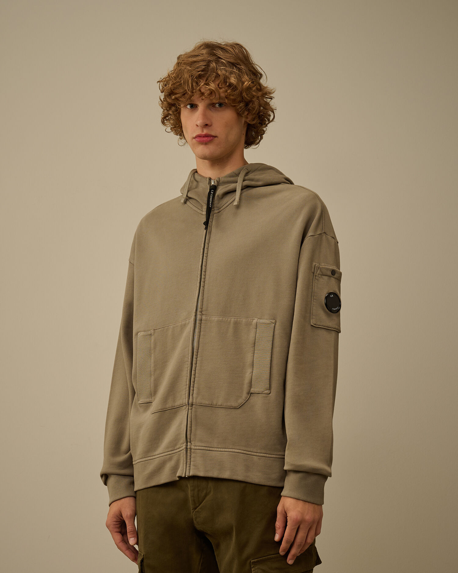 Brushed and Emerized Diagonal Fleece Boxy Goggle Sweatshirt - 3