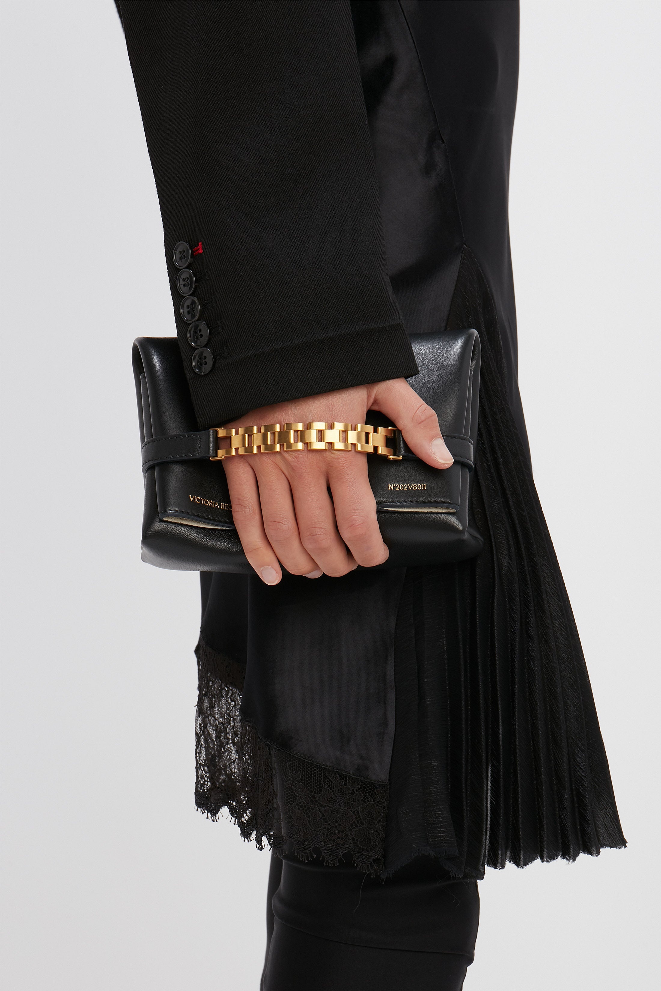 Cropped Tailored Jacket in Black - 8