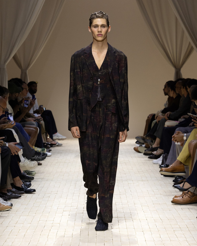CUPRO TWILL WAISTCOAT WITH ALL-OVER PRINT 6