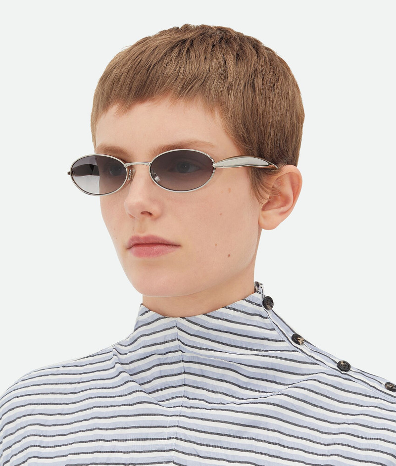 Bottega Veneta Sardine Oval Sunglasses outlook