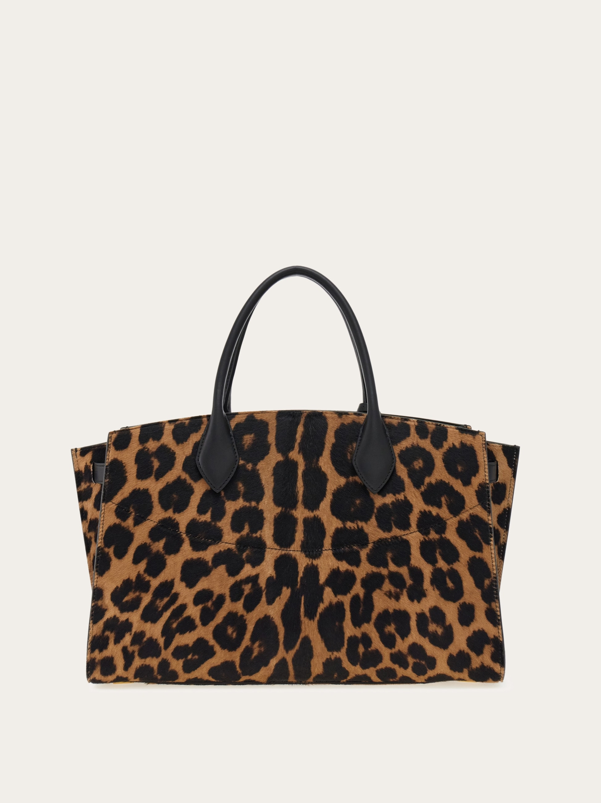 New Ferragamo Studio soft bag (L) - 5