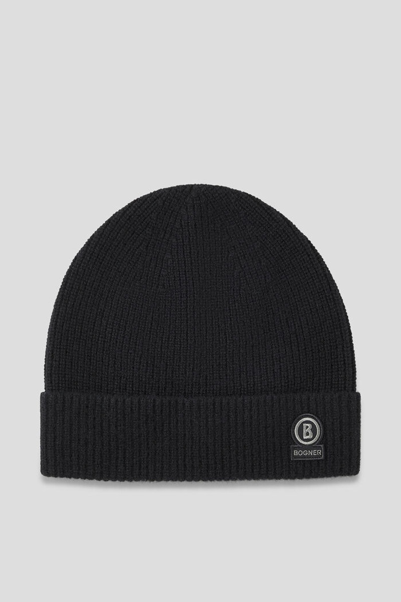 Luzi Pure new wool hat in Black 1