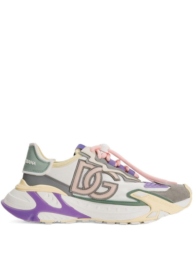 Sneaker 일 패스너 1