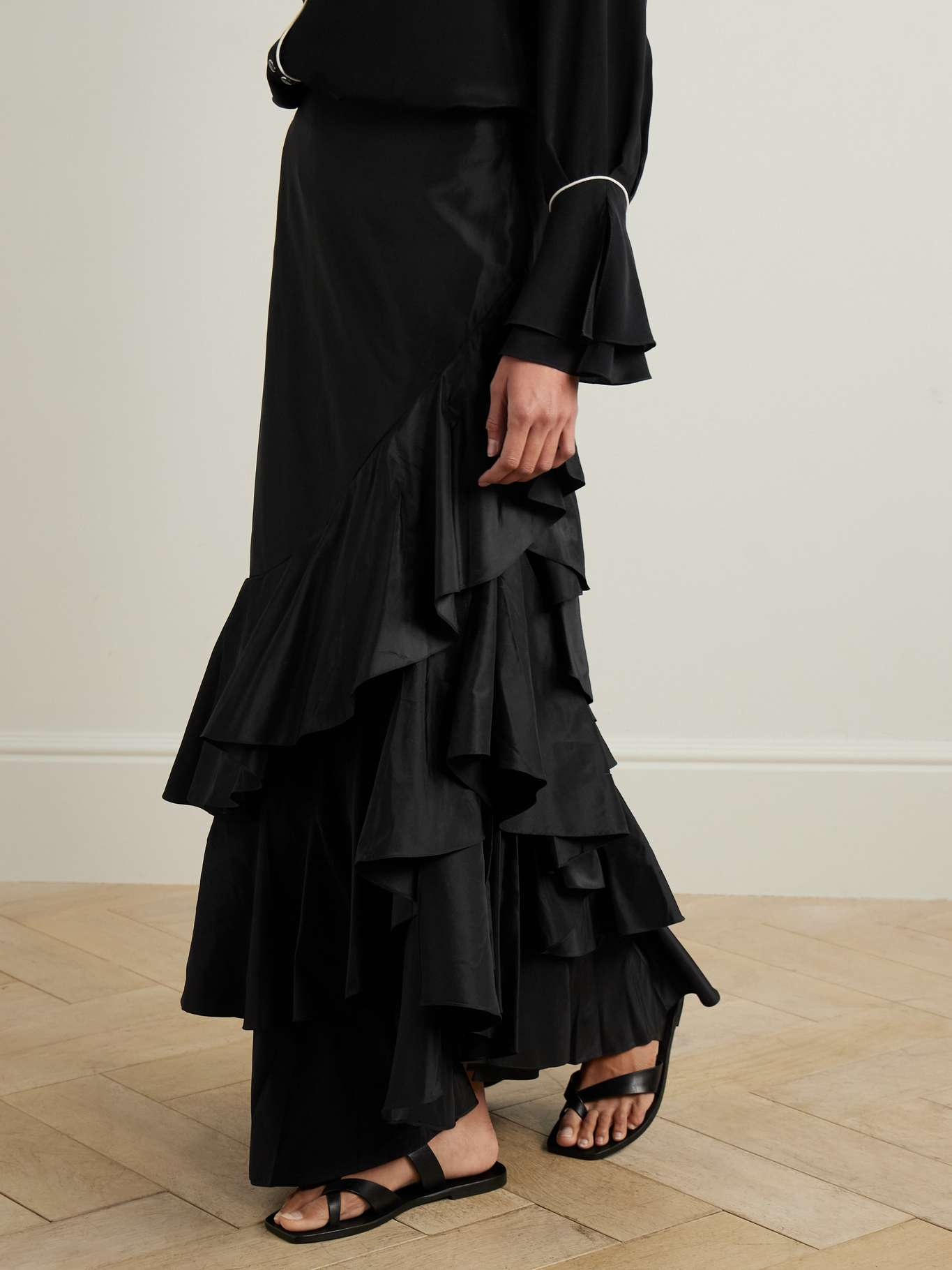Spirit of Exploration asymmetric ruffled silk maxi skirt - 3