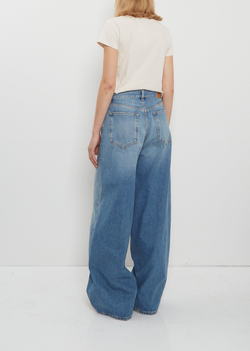6397 Roomy Cotton Jean — Light Ash Blue outlook