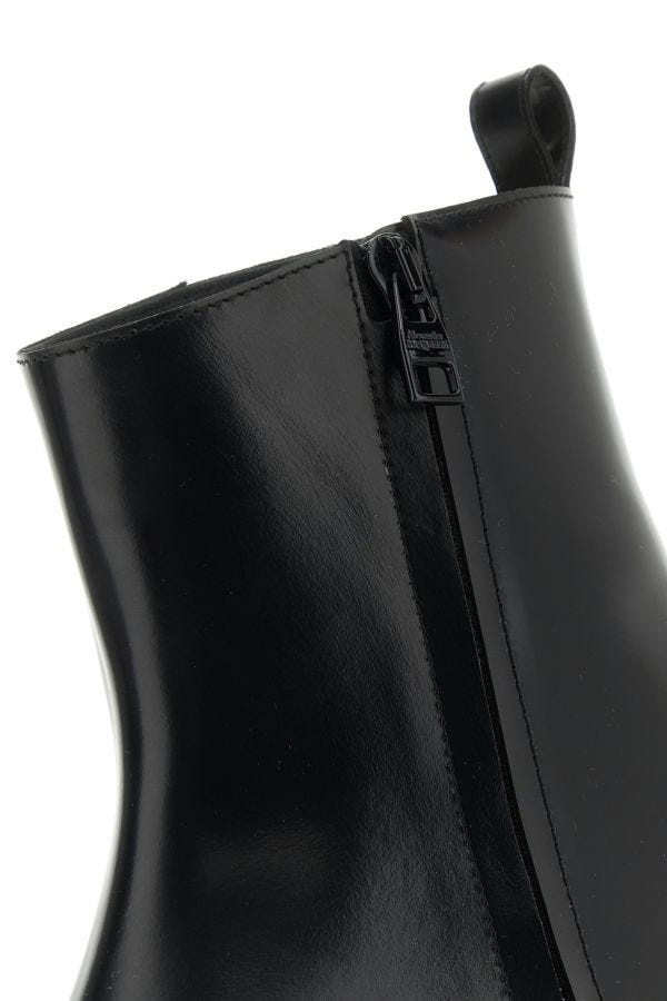 Black leather ankle boots - 4