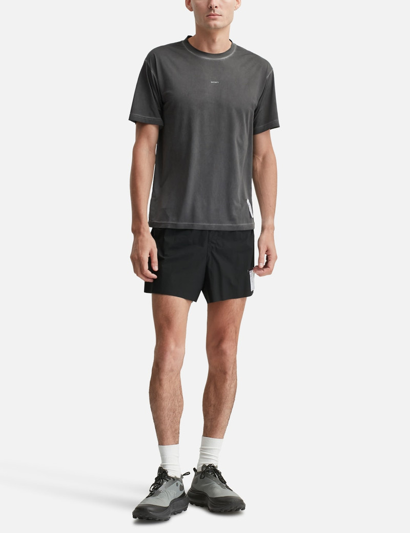 SATISFY JUSTICE DISTANCE 2.5 SHORTS outlook