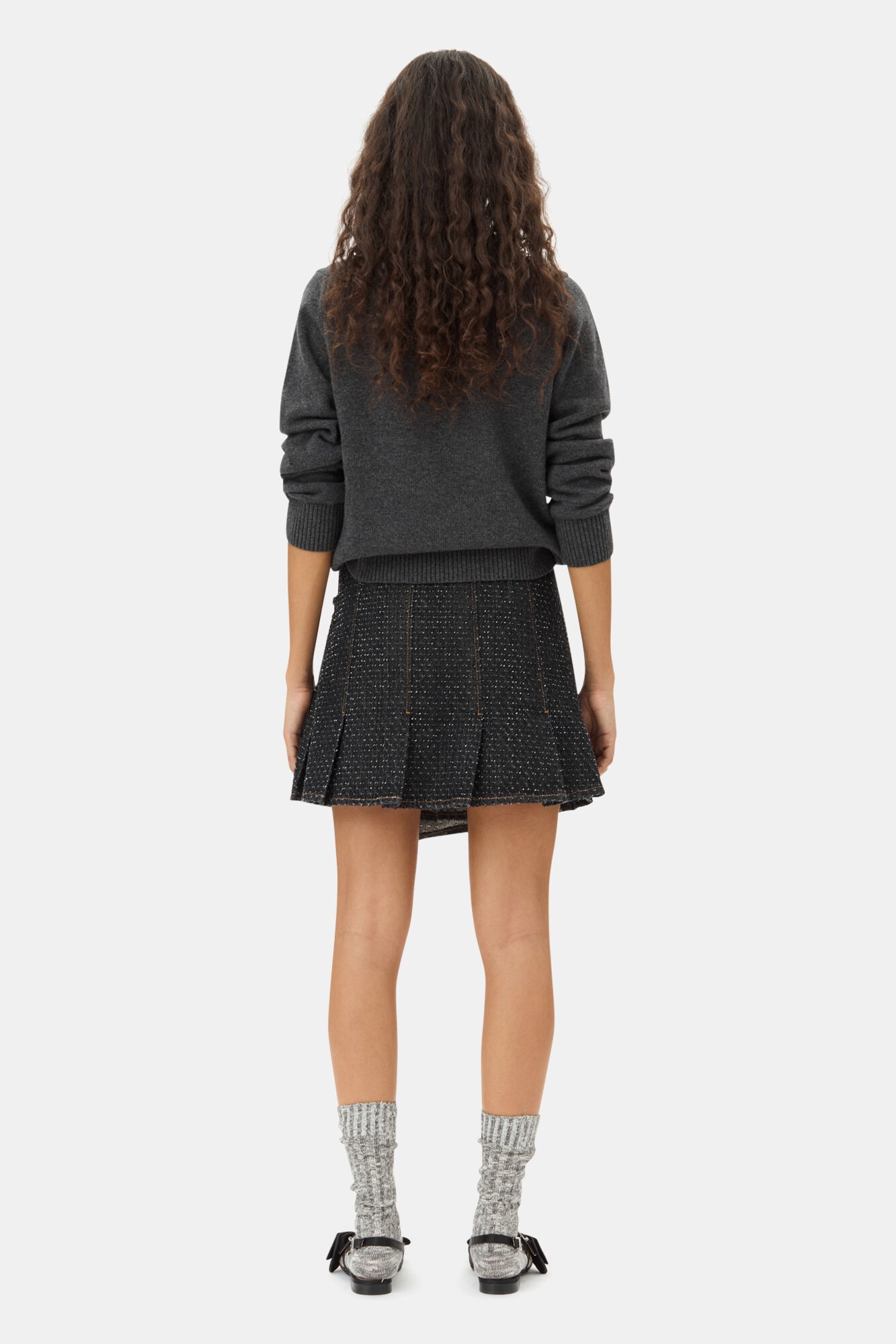 DARK GREY GRAPHIC BEAR SWEATER - 5