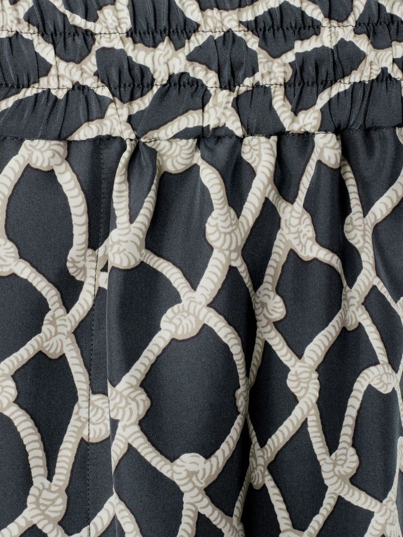Burberry Knot-print silk shorts outlook
