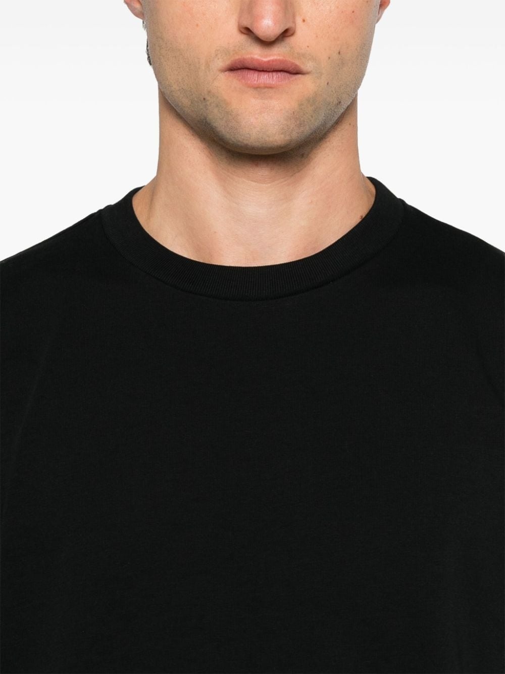 brooch-detail T-shirt - 9