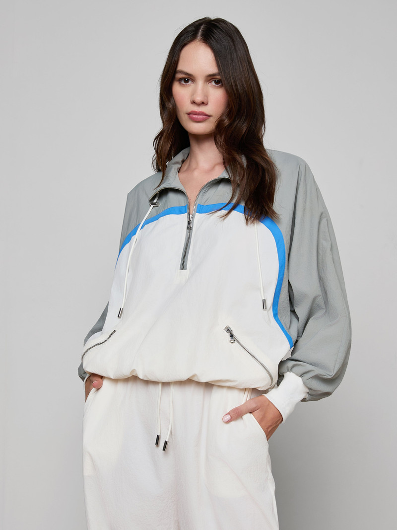 Aurelia Windbreaker 1