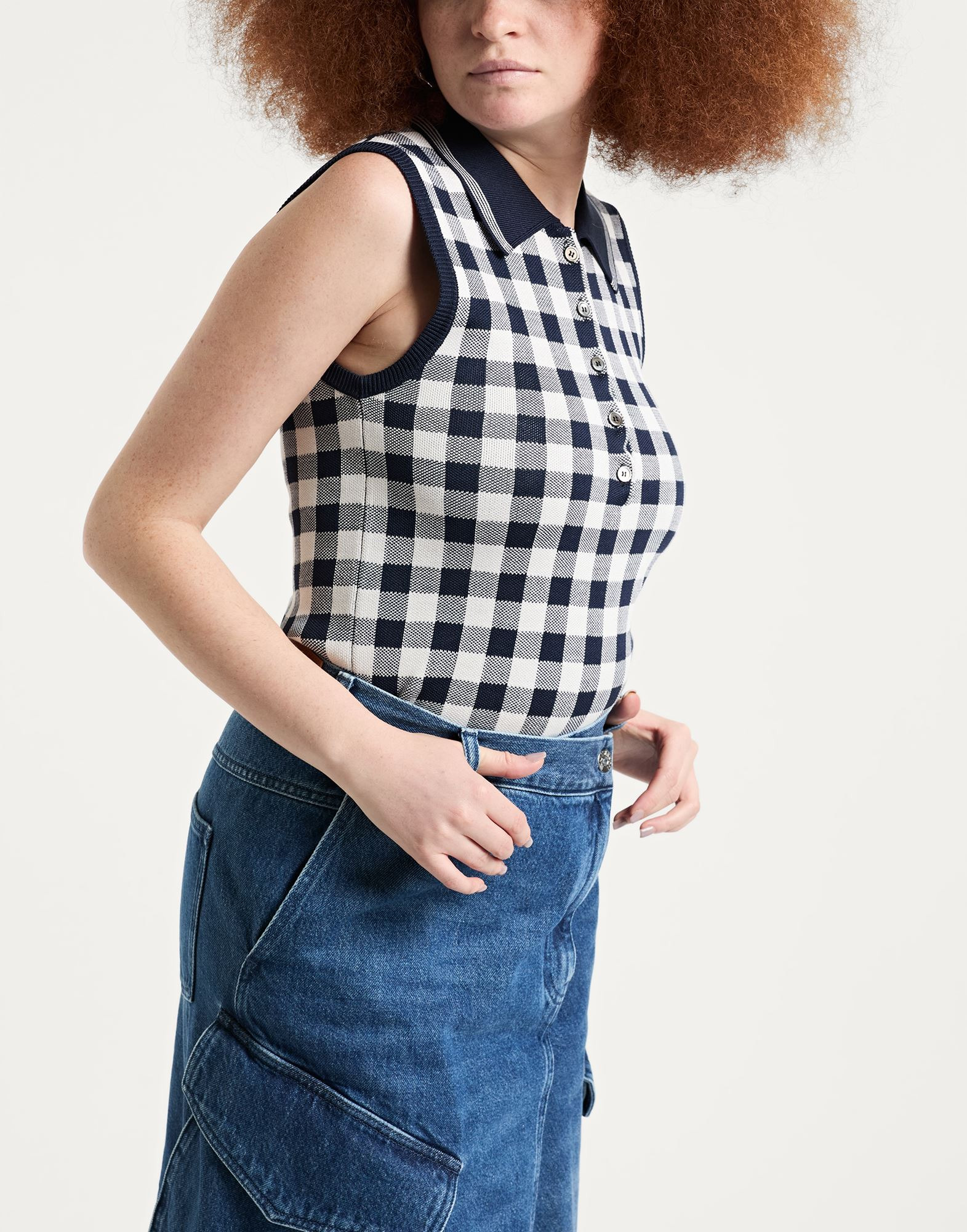 Navy Women's Sleeveless Sweater - 4