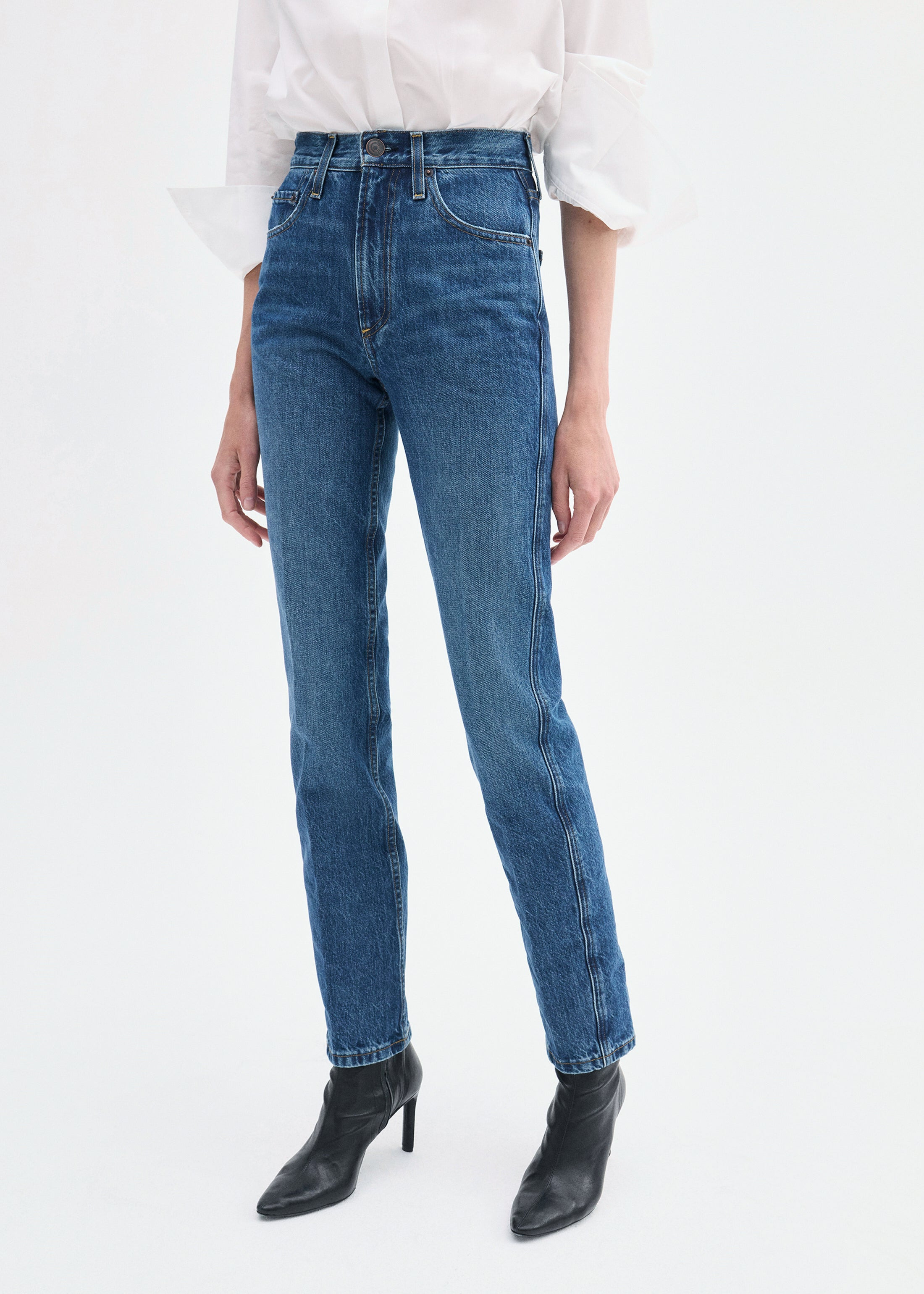 High Rise Jean in Denim - 4