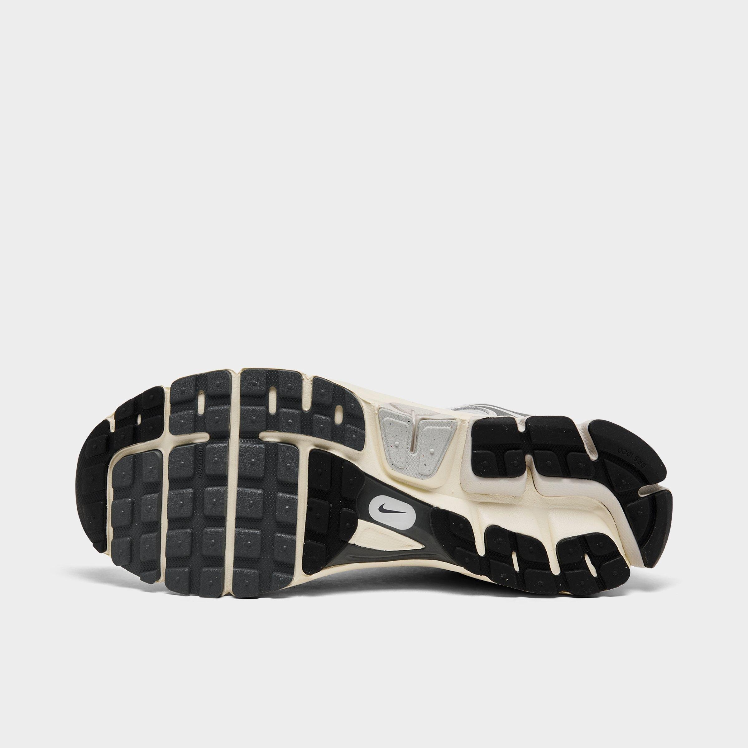 MEN'S NIKE ZOOM VOMERO 5 CASUAL SHOES - 6