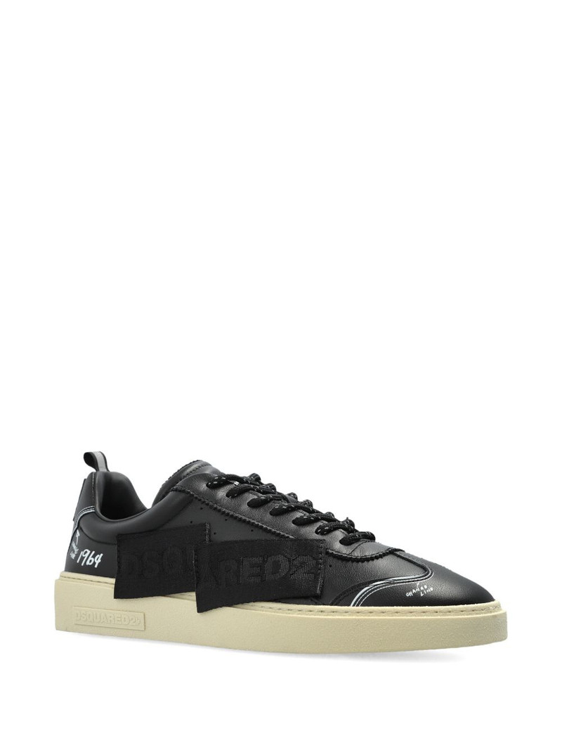 DSQUARED2 Rider logo-patch sneakers outlook
