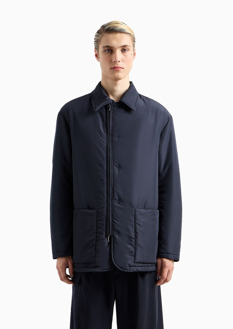 Water-repellent nylon jacket with side slits 2
