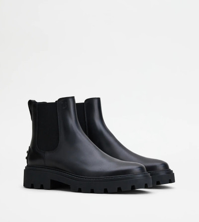 Tod's ANKLE BOOTS IN LEATHER - BLACK outlook