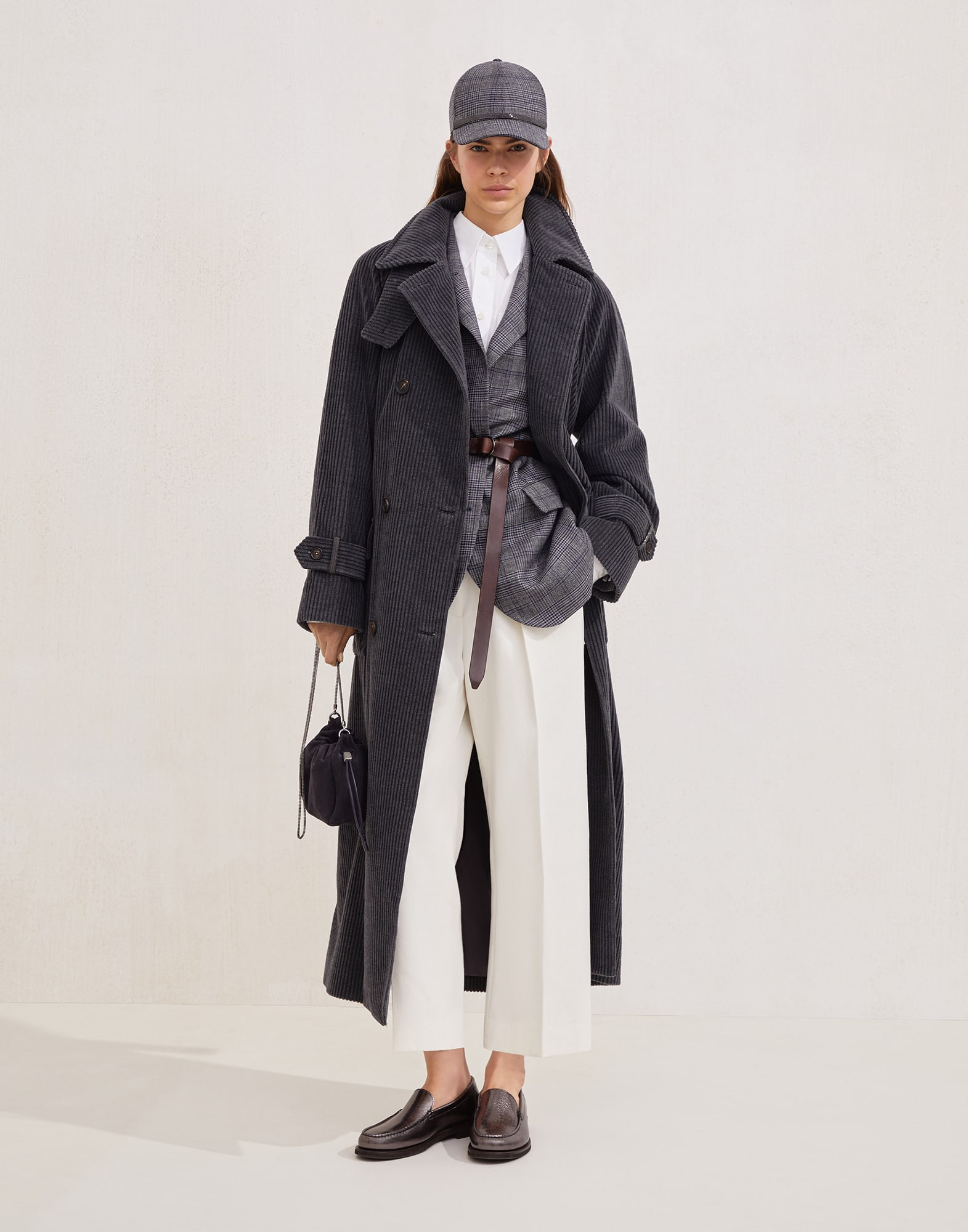 Cotton and cashmere wide rib corduroy trench with shiny cuff details - 5