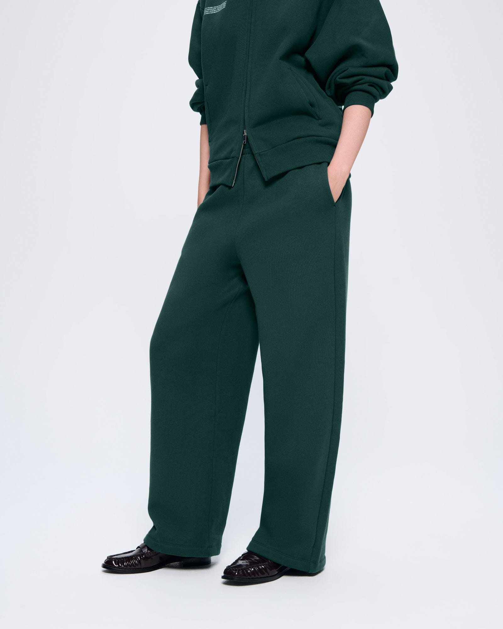 Womens 365 Heavyweight Straight Leg Track Pants - Foliage Green - 3