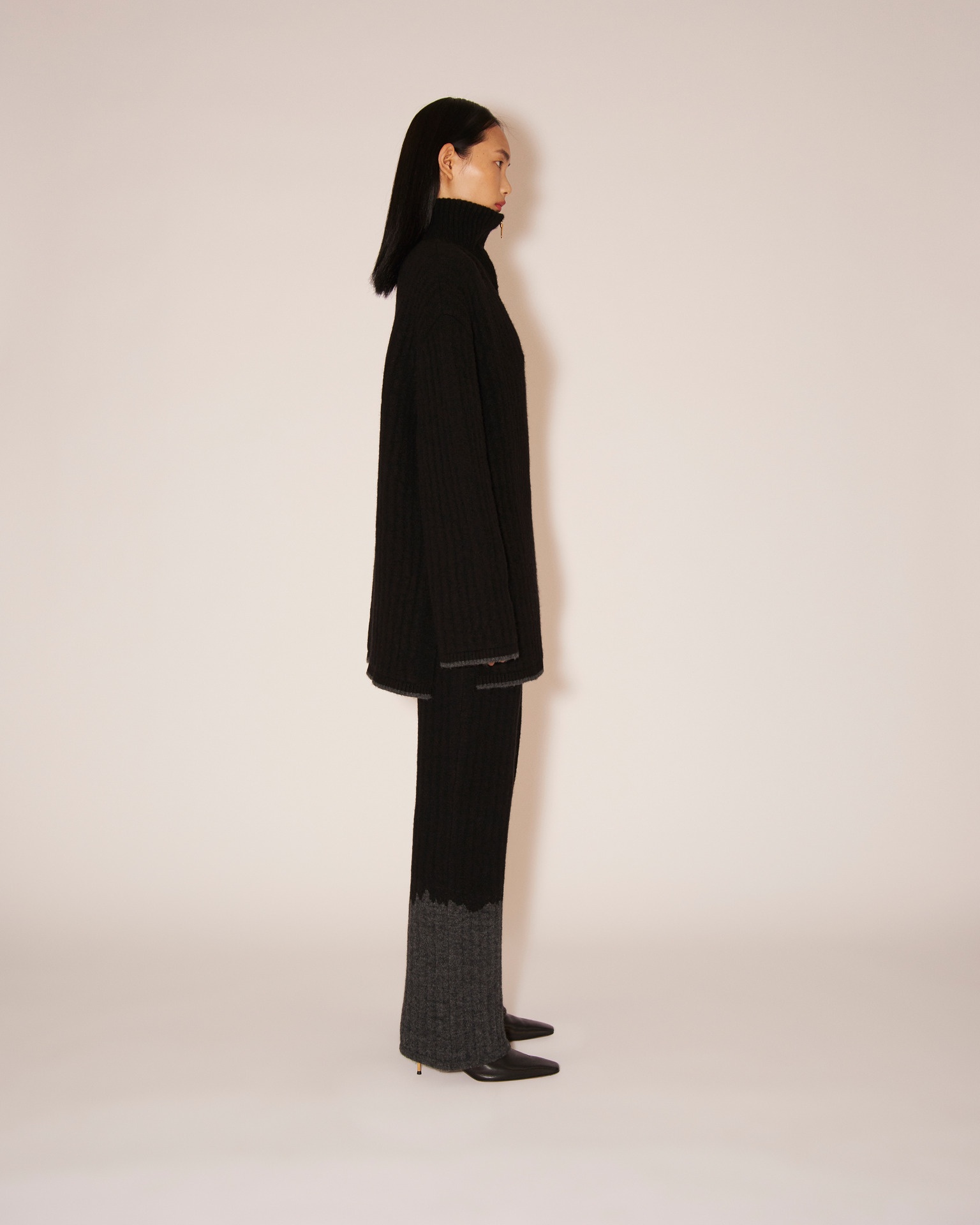 SHAD - Dip dye-effect knitted straight-leg pants - Black and charcoal - 3