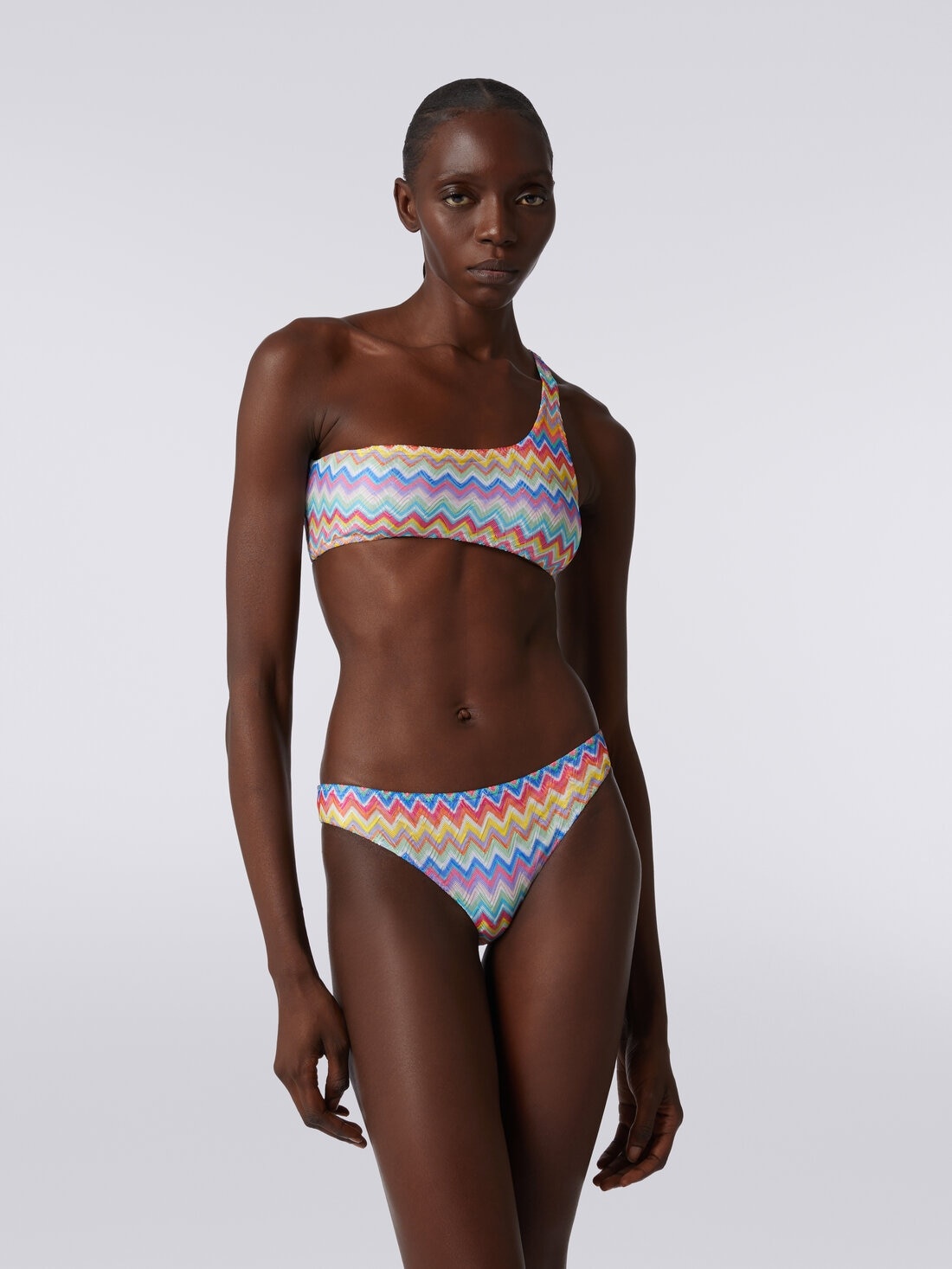 One-shoulder bikini with zigzag print - 2