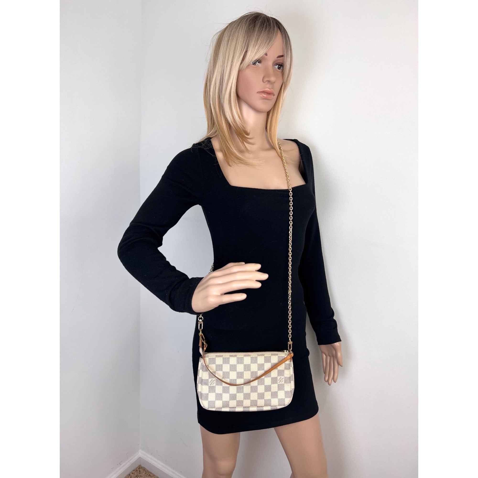 Louis Vuitton Pochette Accessories White  Damier Azur Bag - 7