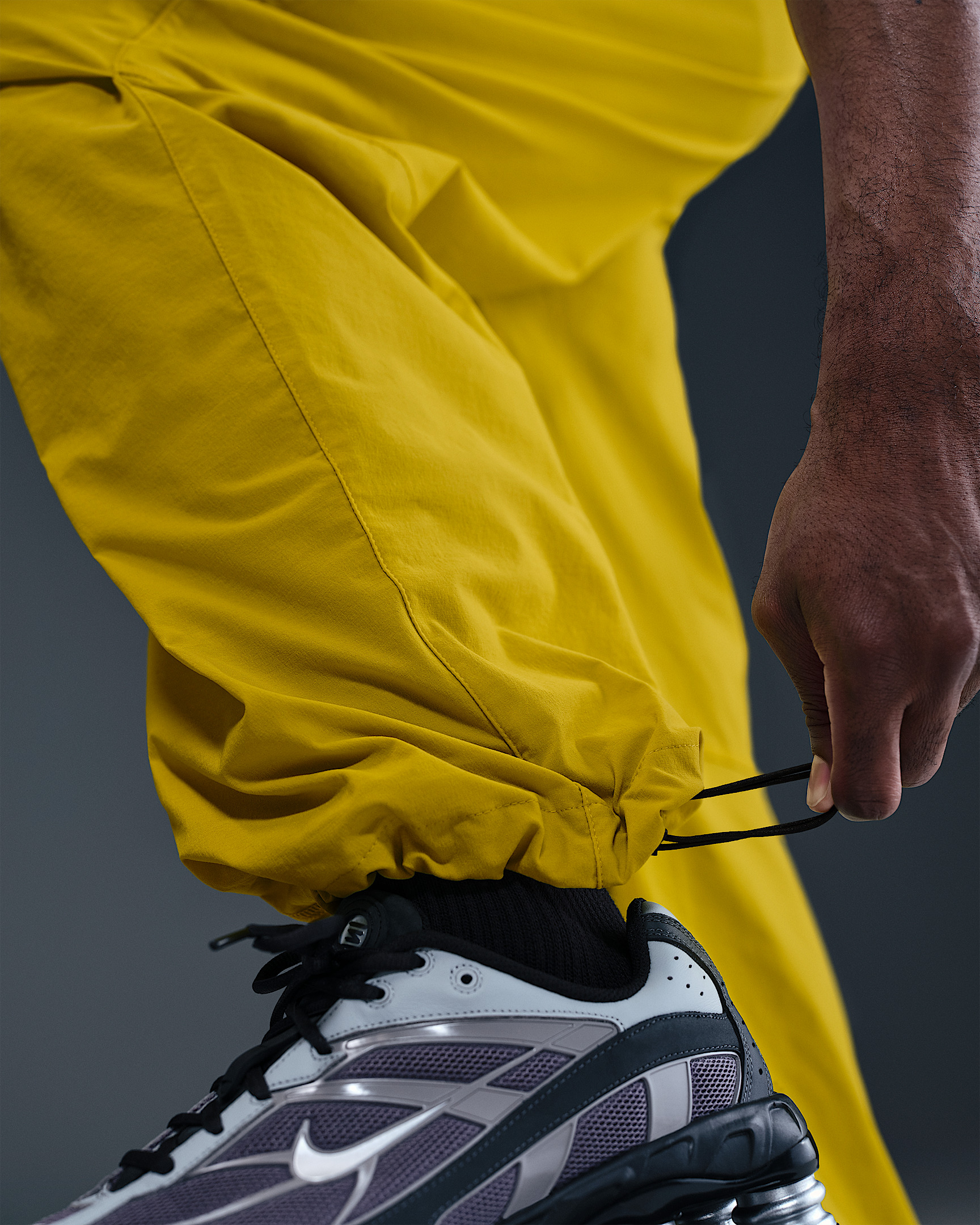 Nike Tech Men's Woven Oversized Pants - 6