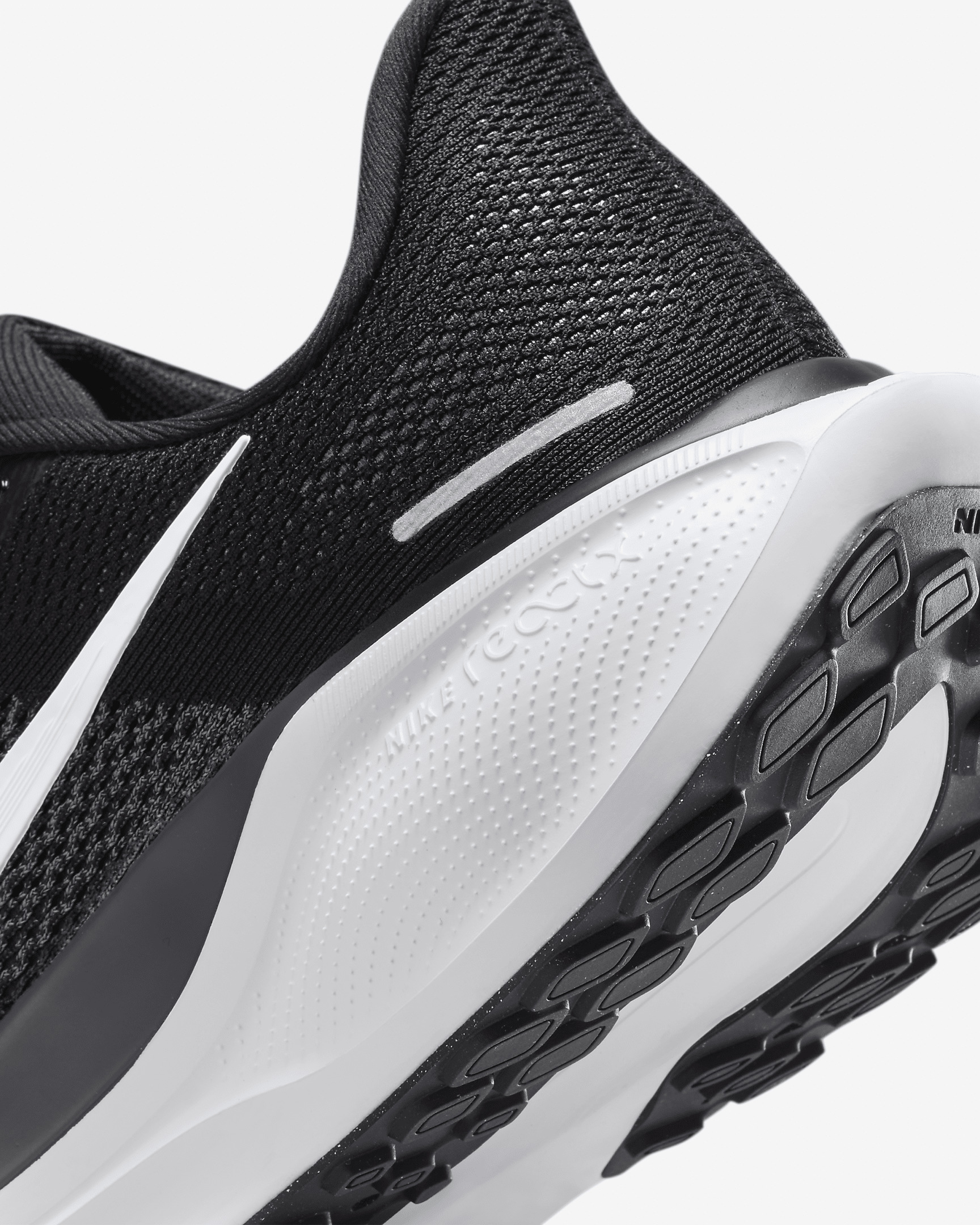 Nike Men's Pegasus 41 Road Running Shoes (Extra Wide) - 8